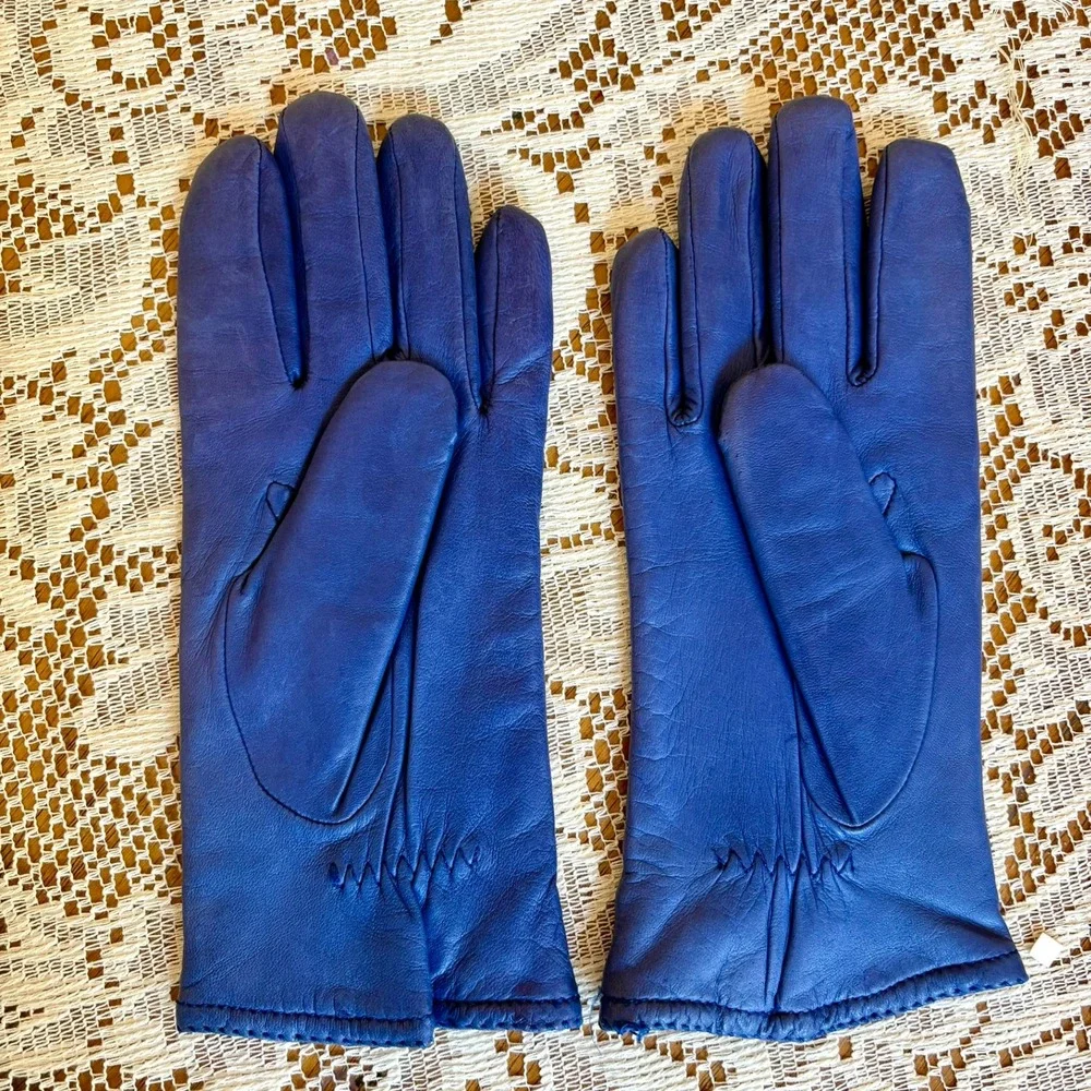 Vintage Grandoe Periwinkle Blue Soft Leather Dress Gloves M Acrylic Knit Lined